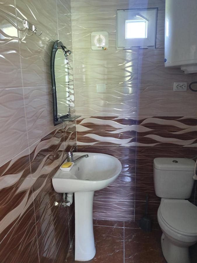 Valodia Guest House In ميستيا المظهر الخارجي الصورة