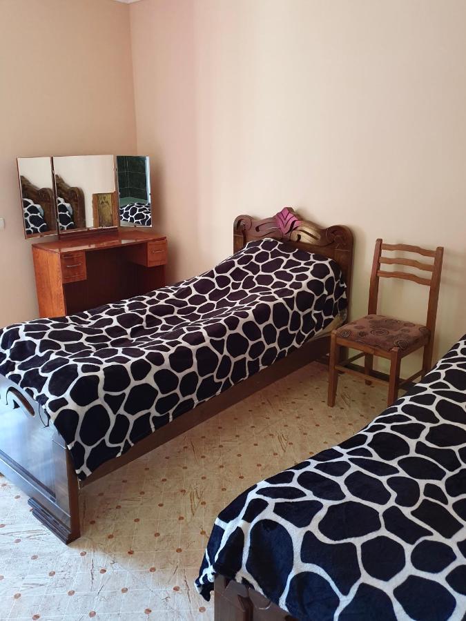 Valodia Guest House In ميستيا المظهر الخارجي الصورة