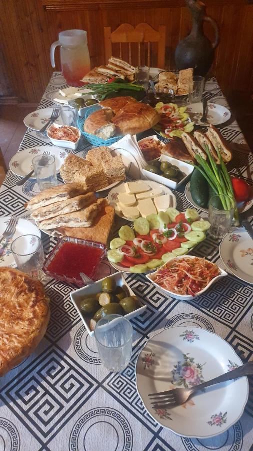 Valodia Guest House In ميستيا المظهر الخارجي الصورة