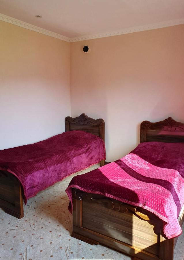 Valodia Guest House In ميستيا المظهر الخارجي الصورة